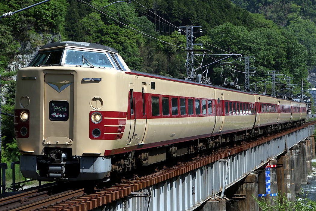 国鉄色381系「やくも」(GW3日目)<追記済>: Hinobashi's Weblog 国鉄色381系「やくも」(GW3日目)<追記済>: Hinobashi's Weblog