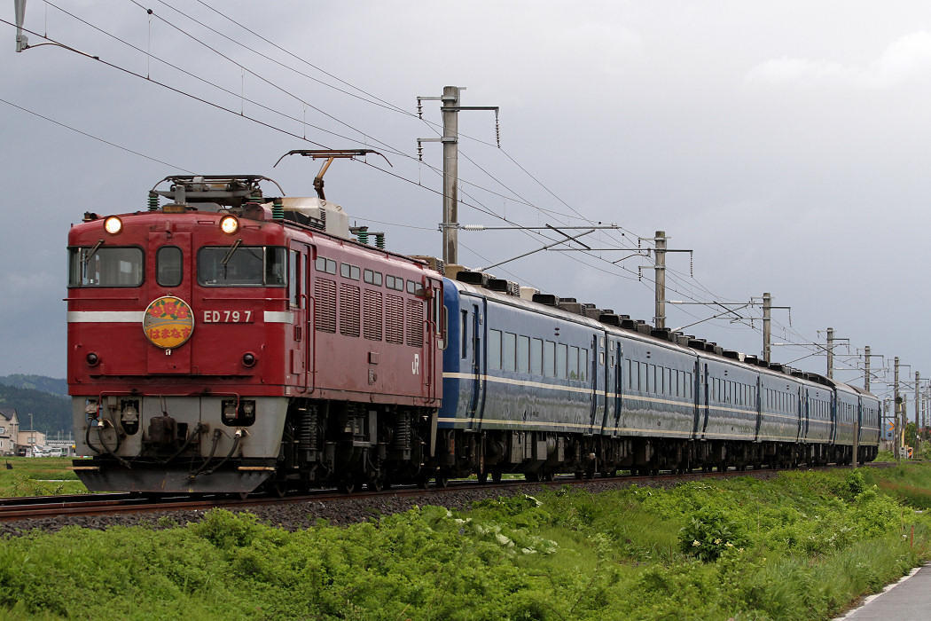ED79「はまなす」＆EF81「あけぼの」: Hinobashi's Weblog